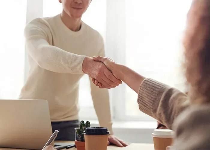 Reddit users share workplace red flags to avoid during job searches